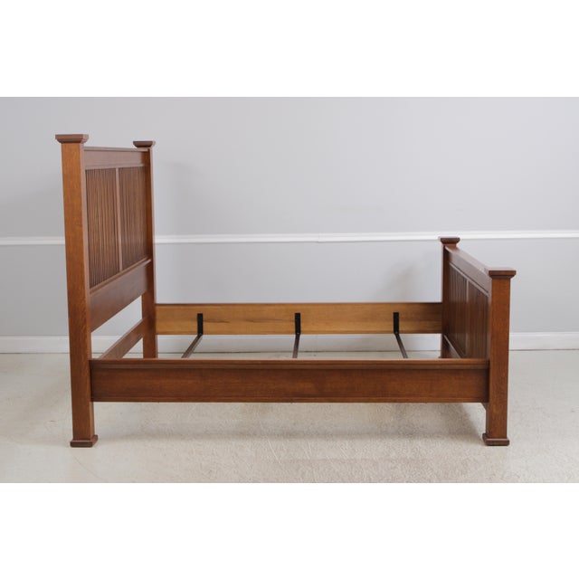 2000 - 2009 Stickley Mission Oak King Size Spindle Prairie Bed For Sale - Image 5 of 18