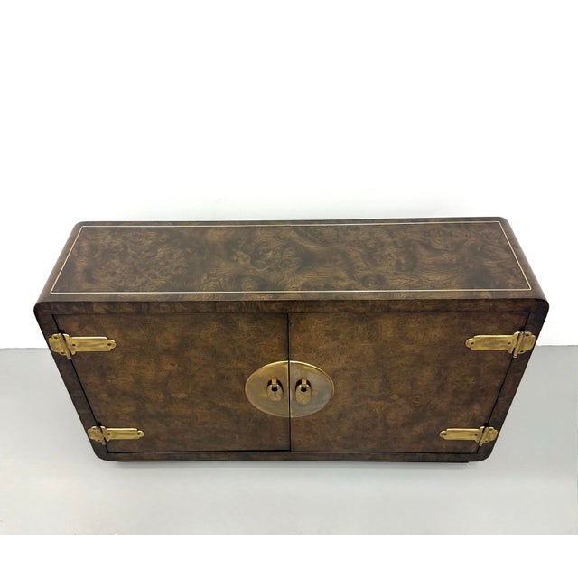 Hollywood Regency Vintage Mastercraft Style Burl Wood & Brass Sideboard For Sale - Image 3 of 8