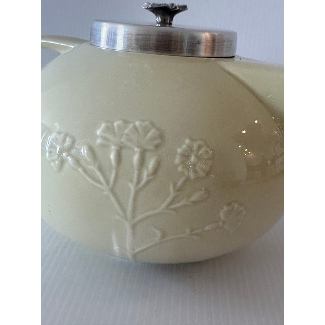Light Yellow Vintage Villeroy & Boch "The Tisane" Pattern Teapot Embossed Floral Design Cream Color Metal Lid 500 ML For Sale - Image 8 of 17