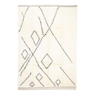 Fine Vintage Moroccan Wool Rug 8'6" X 11’7" For Sale