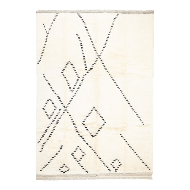 Fine Vintage Moroccan Wool Rug 8'6" X 11’7" For Sale