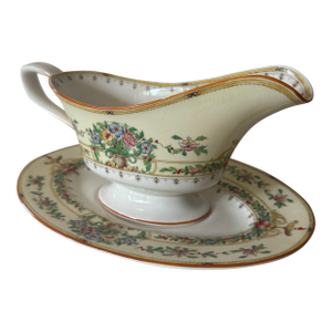 Vintage Royal Worcester "Riviera" Gravy Boat & Underplate | Made in England | Floral Garland | Fine English Porcelain | Discontinued Pattern