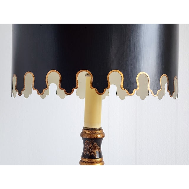 Vintage Chinoiserie Style Tole Painted & Wood Table Lamp For Sale - Image 11 of 12