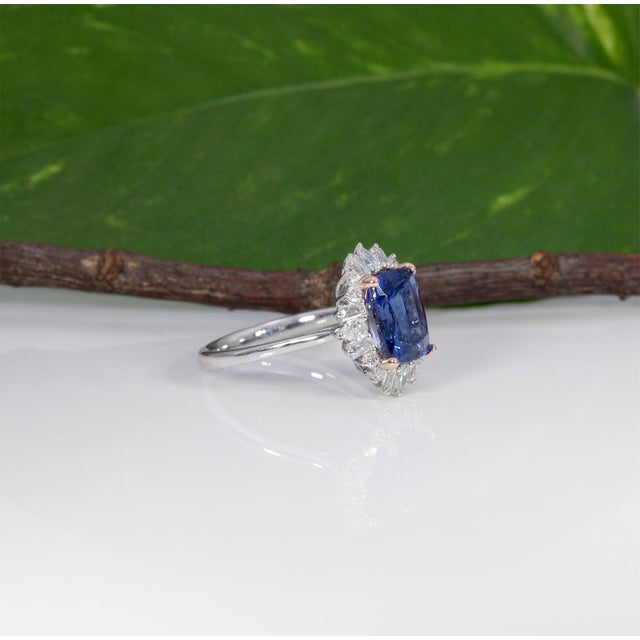 Metal 2.4Ct Tanzanite Ring With Lab Grown Diamond Halo: Solid 14k Gold, Size 6.75 For Sale - Image 7 of 9