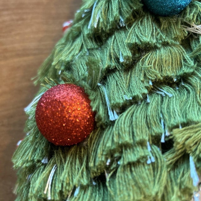 Textile 1980s Katherine's Collection Santa w/ Tree Hat Wall Mask Hanging 26" NEW 28-928537 For Sale - Image 7 of 12