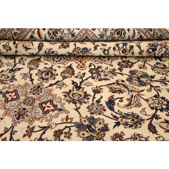 Middle Eastern Rug in Wool and Silk For Sale - Image 3 of 6