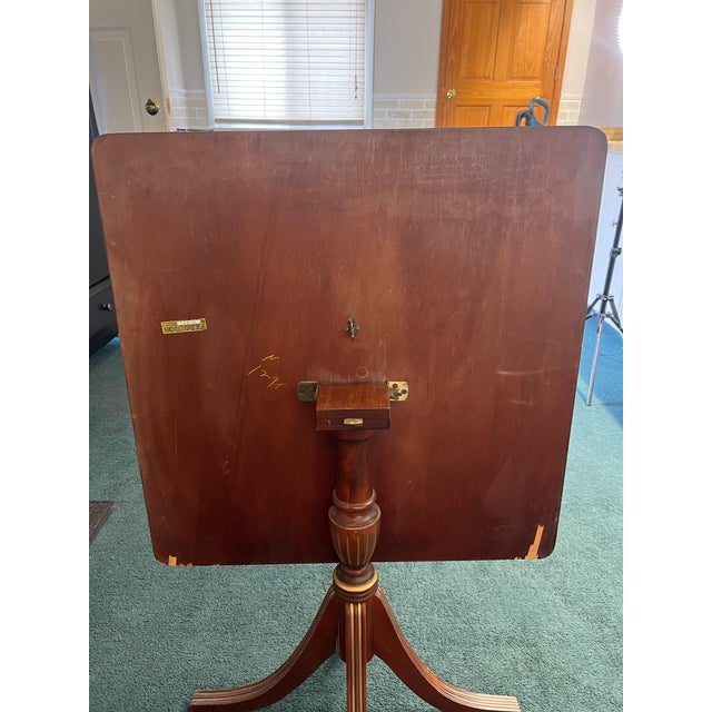 1940s Hand-Painted Ferguson Tilt-Top Chinoiserie Table For Sale In Cleveland - Image 6 of 8