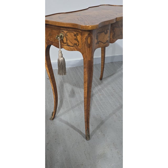 Small French Marquetry Writing Table, 1920 For Sale - Image 10 of 15