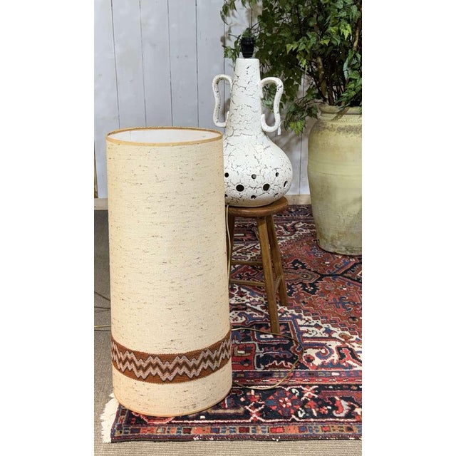 White Ceramic Lamp with Lampshade, 1970s For Sale - Image 15 of 17