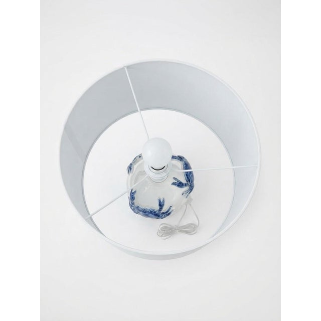 2000 - 2009 Vintage Italian Ceramic Table Lamp With Sculpted Blue Crabs on Acrylic Base For Sale - Image 5 of 12