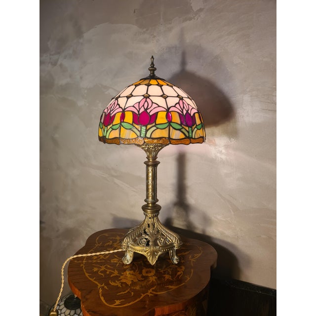 1900 - 1909 Antique Art Nouveau Bronze Lamp with Stained Glass Shade in the style of Tiffany, 1900 For Sale - Image 5 of 10