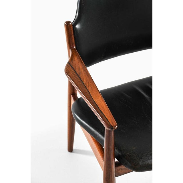Arne Vodder Scandinavian Modern Dining Chairs in Leather by Arne Vodder, 1960s, Set of 6 For Sale - Image 4 of 11