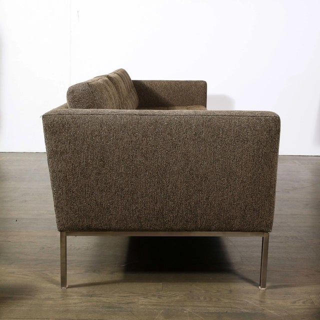 Modernist Biscuit Tufted 'Relaxed' Sofa in Holly Hunt Fabric by Florence Knoll For Sale - Image 10 of 11