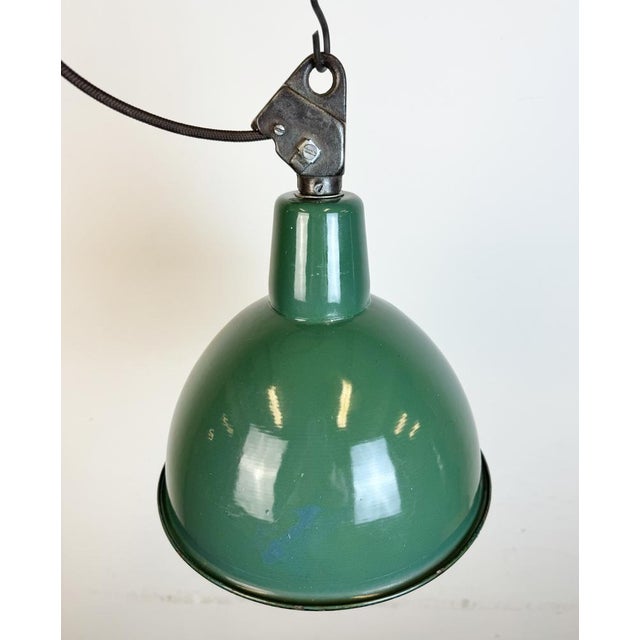 Industrial Green Enamel Factory Lamp with Cast Iron Top, 1960s For Sale - Image 10 of 18