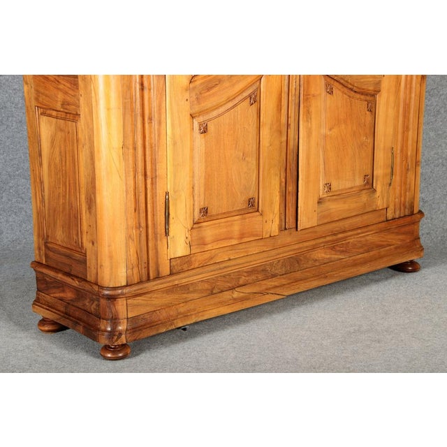 Antique Louis XVI Baroque Cabinet in Walnut, 1780s For Sale - Image 13 of 18