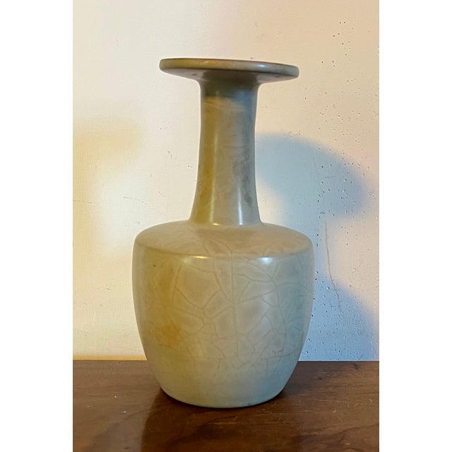 Chinese Celadon Crackle Glaze Mallet Shape Vase - Early 20th Century in the Style of Song Dynasty Imperial Ceramics For Sale - Image 14 of 14
