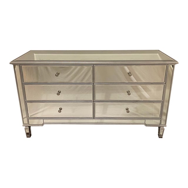 Late 20th Century Hollywood Regency Mirrored Chest of Drawers For Sale