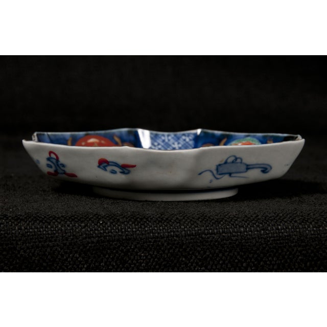 Asian Antique Imari Diamond Bowl For Sale - Image 3 of 5