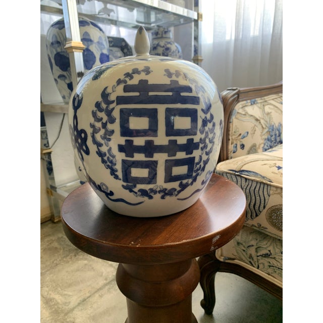 Late 20th Century Blue and White Hand Painted Chinoiserie Ginger Jar For Sale - Image 5 of 9
