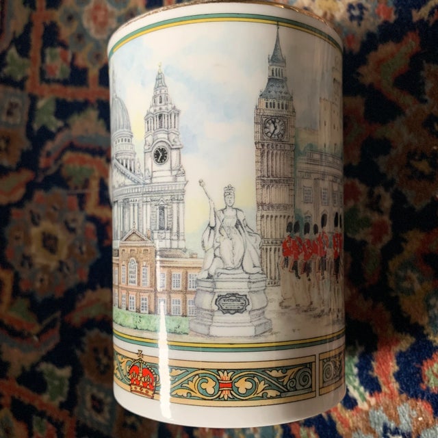 Vintage Sadler Mugs- Set of 2 For Sale - Image 10 of 12