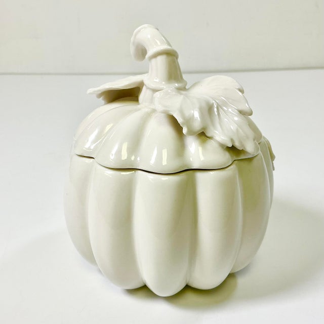 Vintage Americana Boho Chic Hollywood Regency Blanc De Chin Pumpkin Box, Halloween & Thanksgiving For Sale - Image 6 of 11