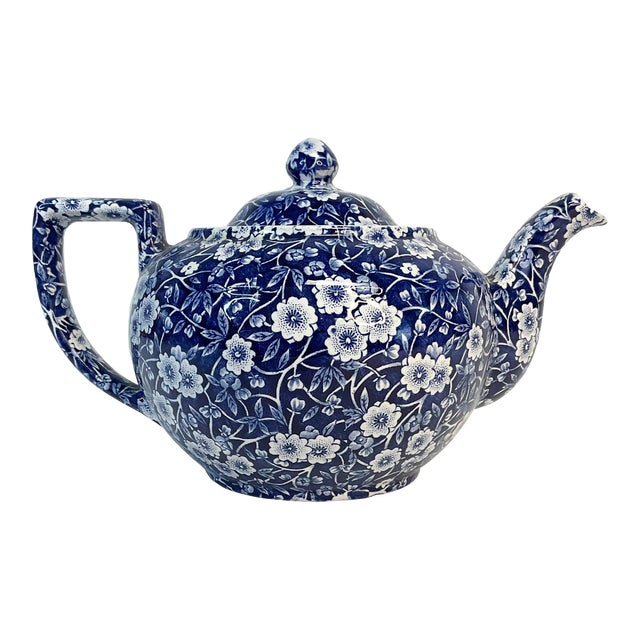 1970s Arts & Crafts Staffordshire English Calico Teapot, Blue and White. For Sale