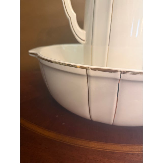 1900 - 1909 Antique Villeroy & Boch Dresden Wash Basin & Pitcher Set, Ca. 1900 For Sale - Image 5 of 18