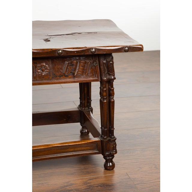 English 1820s Georgian Period Walnut Bench with Lift Top and Cross Motifs For Sale - Image 12 of 12