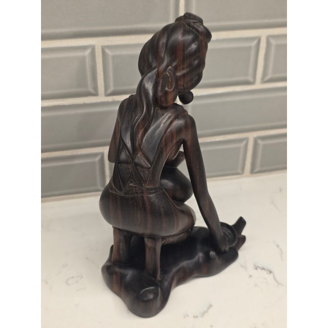 Vintage 1950s Balinese Modernist Ebony Water Carrier – Authentited Njana Tilem Gallery Piece For Sale - Image 4 of 12