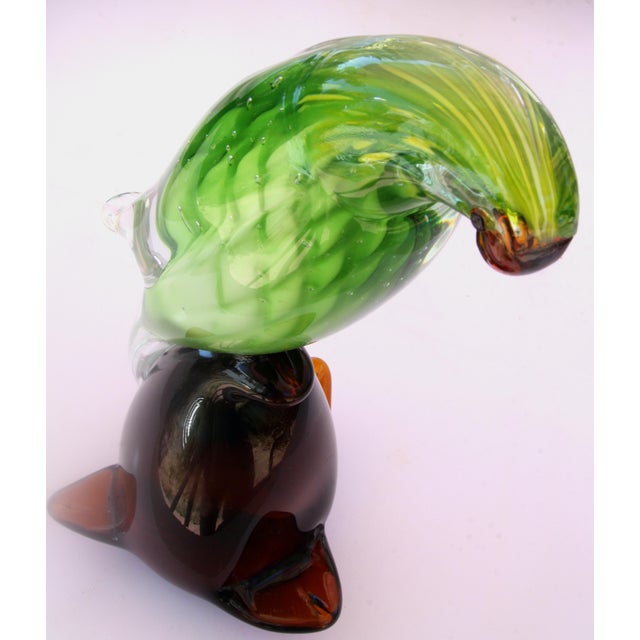 Light Green 1970s Vintage Dynasty Gallery Murano-Style Cased Glass Parrot For Sale - Image 8 of 15
