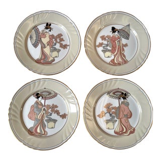 Vintage Set of 4 "Strolling Geisha" Appetizer Plates by Fitz & Floyd For Sale