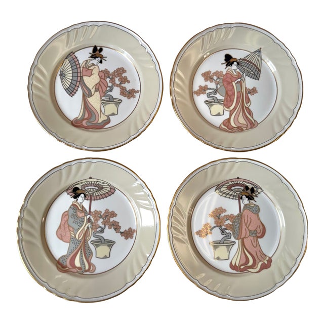 Vintage Set of 4 "Strolling Geisha" Appetizer Plates by Fitz & Floyd For Sale