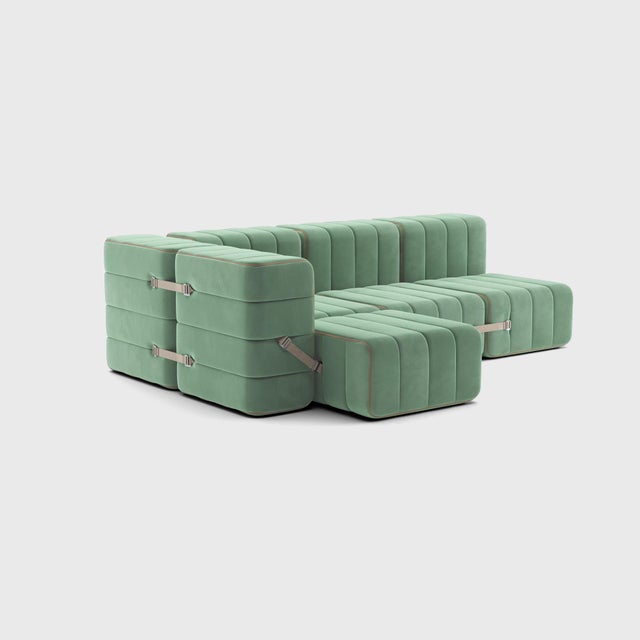In all nine corners. Nine modules make up the family set of the modular sofa system. A corner sofa for four people or, if...