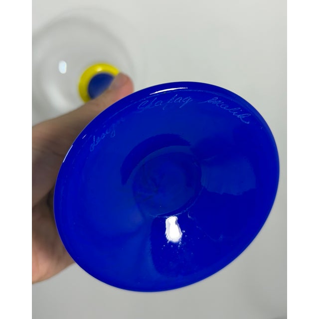 Pair of Signed Shafaq Malik Postmodern Art Glass Martini Glasses – Cobalt Blue & Yellow For Sale In Dallas - Image 6 of 6