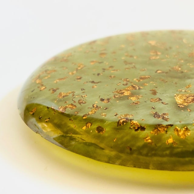 Mid Century Green Lucite Gold Fleck Trivet For Sale - Image 4 of 7