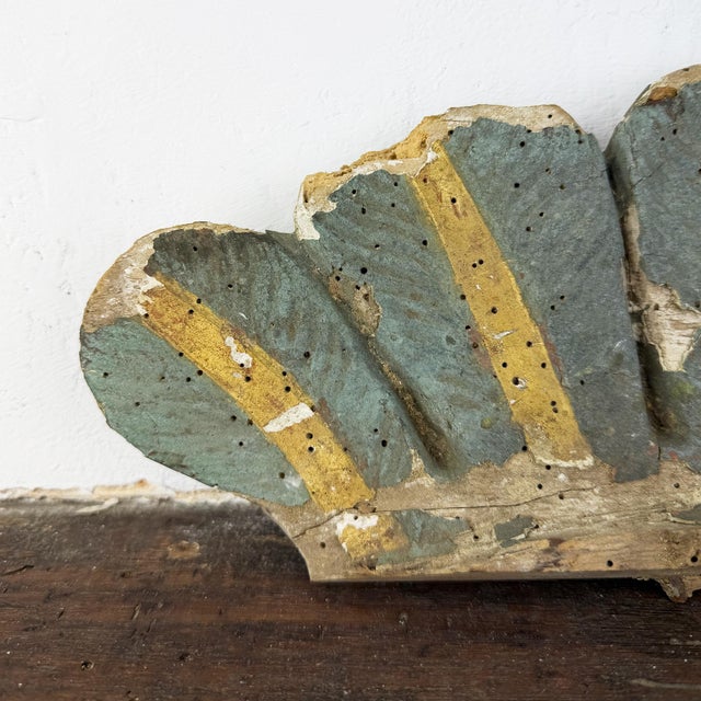 Baroque Italian Shell-Form Carved Wood Fragment Architectural Salvage, 1700s For Sale - Image 5 of 10