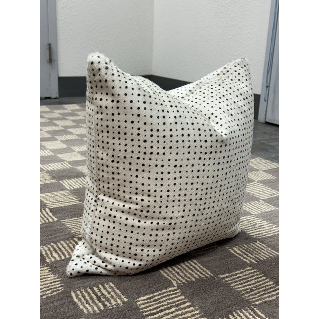 Design Plus Gallery presents a Kelly Wearstler for Kravet Bespoke Dame Pillow. The pillow is made from 100% leather and...