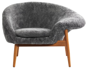 Fried Egg Right Lounge Chair in Grey Sheepskin by Warm Nordic