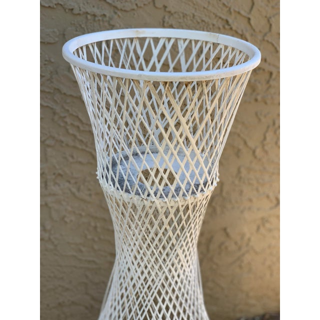 Russell Woodard 1970s Russell Woodard Fiberglass Pedestal Plant Stand For Sale - Image 4 of 7