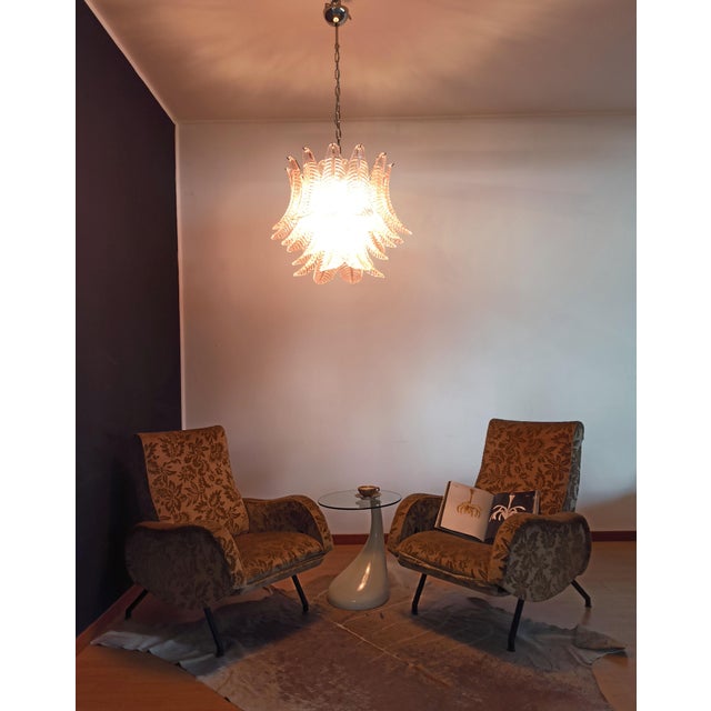 Beautiful Italian Murano Chandelier composed of 36 splendid pink glasses that give a very elegant look. The glasses of...