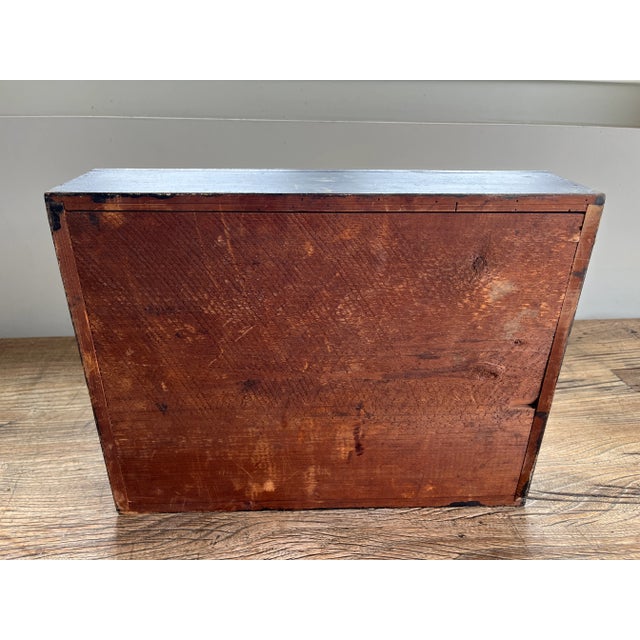 Antique Primitive 19th Century American Victorian Flower Feathers Framed in a Wood Shadow Box Shadow Box For Sale - Image 6 of 7