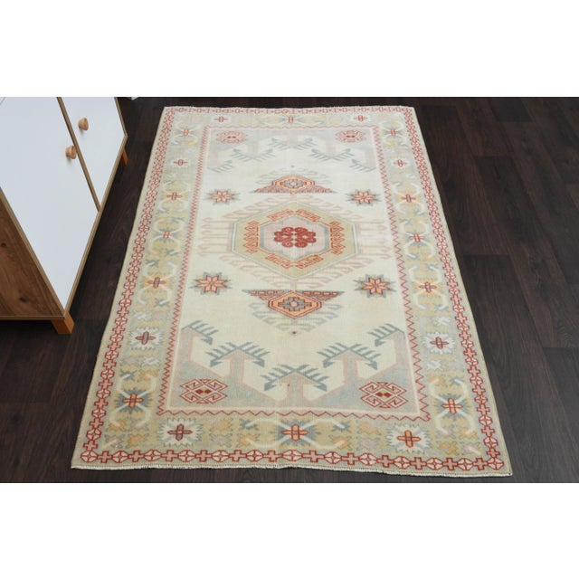 1970s 1970s Vintage Turkish Oushak Handmade Wool Cotton Beige Area Rug For Sale - Image 5 of 12