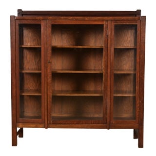 Limbert Style Antique Mission Oak Arts and Crafts Bookcase Cabinet, Circa 1910 For Sale