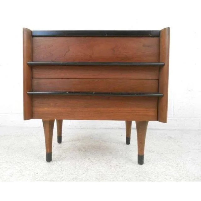 Mid 20th Century American of Martinsville Nightstand For Sale - Image 5 of 9