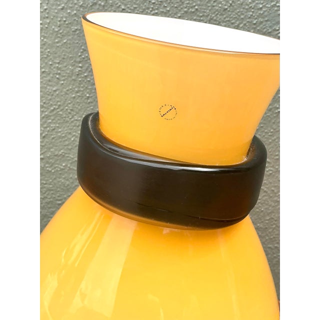 Vintage Italian Simon Moore for Salviati “Fasciati” Vase For Sale - Image 10 of 12