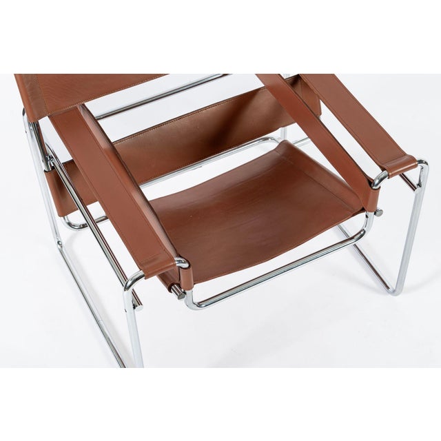 Mid Century Wassily Brown Lounge Chair by Marcel Breuer for Gavina For Sale - Image 12 of 15