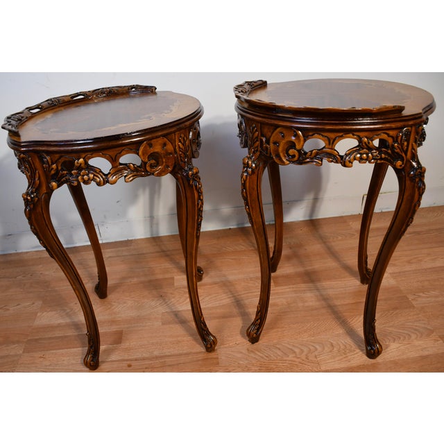 1910s Antique French Louis XV Walnut & Satinwood Inlay Pair of Side / End Tables For Sale - Image 12 of 12