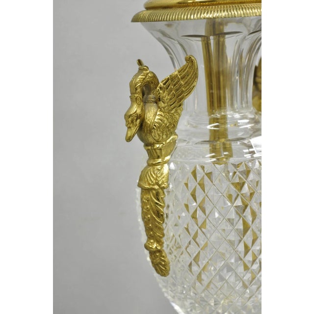 Early 20th Century Early 20th Century French Empire Regency Baccarat Style Glass Crystal Urn Table Lamp With Brass Swans For Sale - Image 5 of 12