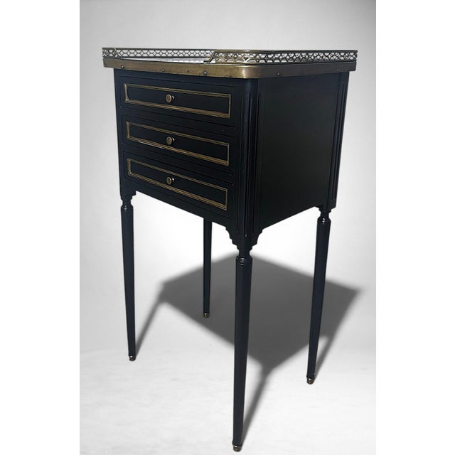 Late 19th Century Late 19th Century Napoleon III Style French Night Stand in Black Lacquered Wood and Carrara Marble For Sale - Image 5 of 18