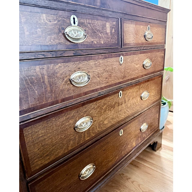 Early 19th Century Early 19th Century American/ Colonial Georgian Dresser For Sale - Image 5 of 9
